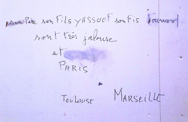 le-tumblr-du-jour-graffitivre-regroupe-les-pires-graffitis-wtf3