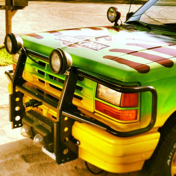 un-homme-transforme-sa-voiture-en6