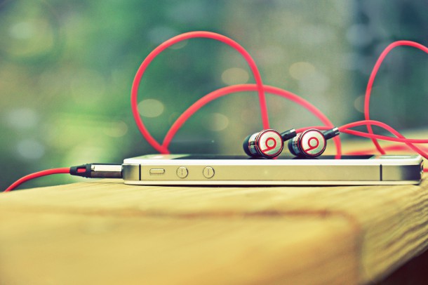 Apple-and-beats