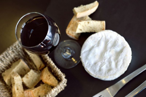 Fromage, camembert, vin, vin rouge, pain, brunch