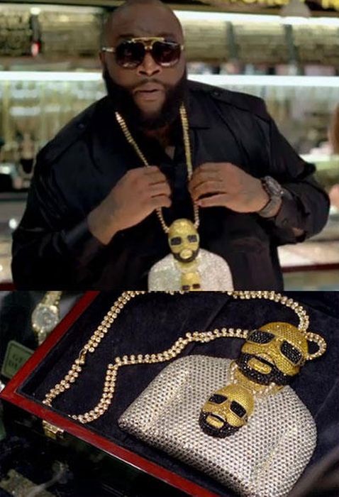 most_ridiculous_rapper_chains_16