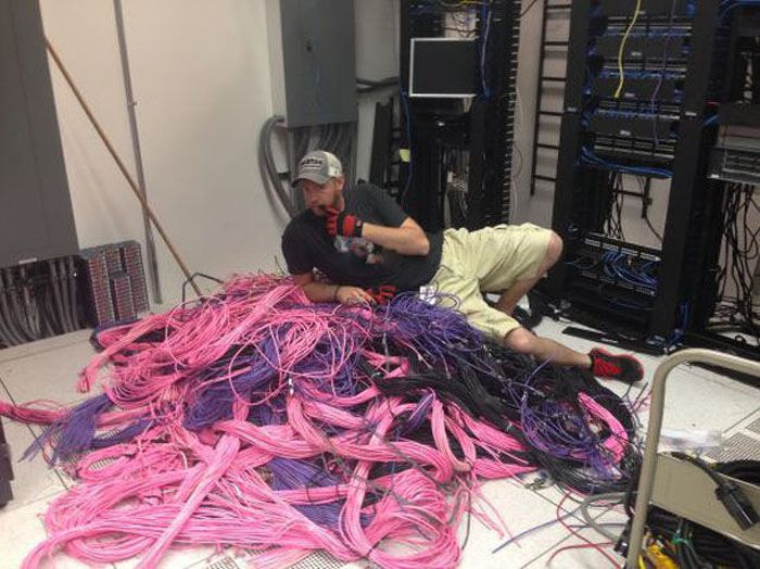 Приколы на рабочем месте в офисе. Фото рабочих прикол. Work fails. Рабочее место прикол. Work fails.