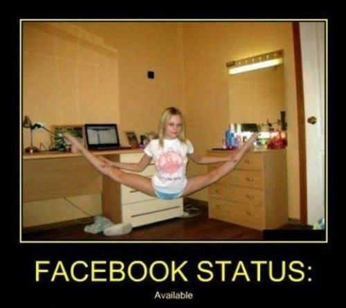 "Statut relationnel sur Facebook : Disponible"