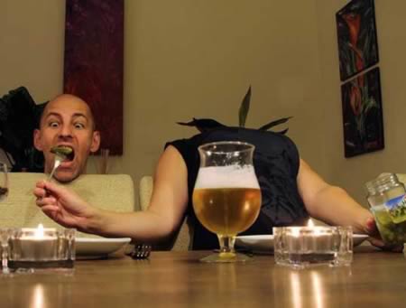 a97885_horsemaning_5-eating