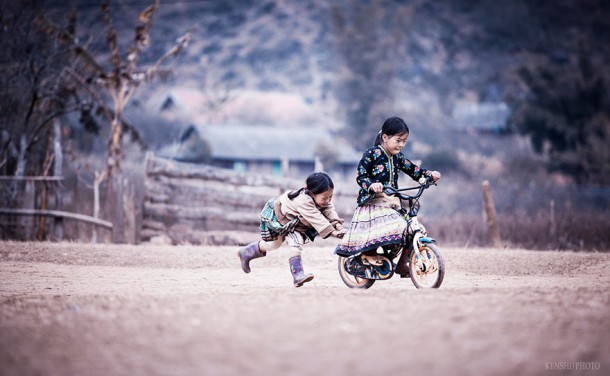 chidren-playing-around-the-world-51