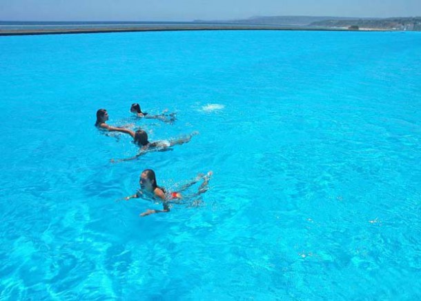 crystal-lagoons-la-plus-grande-piscine-au-monde-est-au-chili19