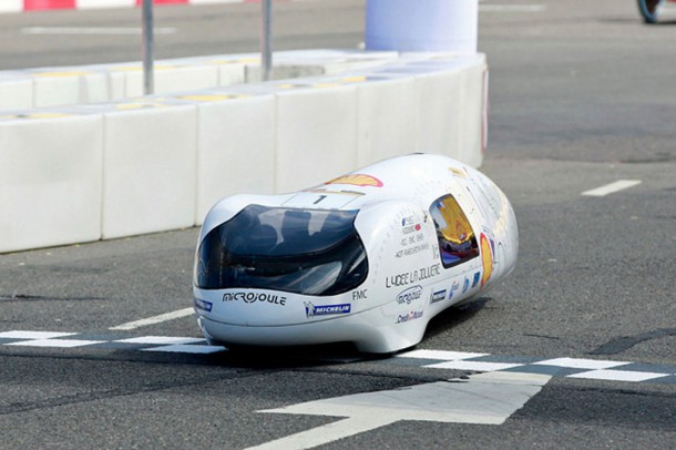 microjoule-voiture-course