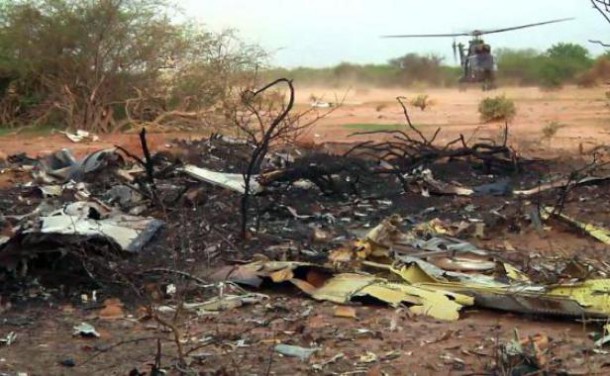 photo-fournie-25-juillet-2014-ecpad-debris-avion-air-algerie-ecrase-veille-pres-gao-nord-mali-1648473-616x380