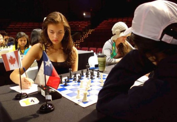 hottest_chess_player_ever_03