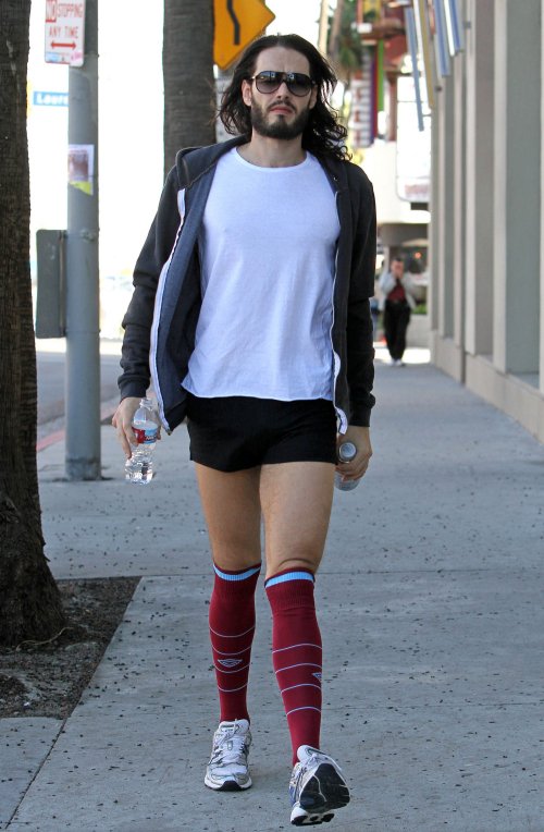 Pour un homme, porter la même tenue que sa femme lorsque celle-di fait du sportc'est un peu compliqué