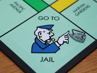 Monopoly_board_20130726124651_320_240