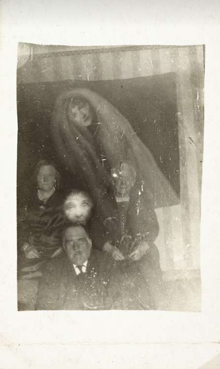 Spirit-Photographs-of-William-Hope8