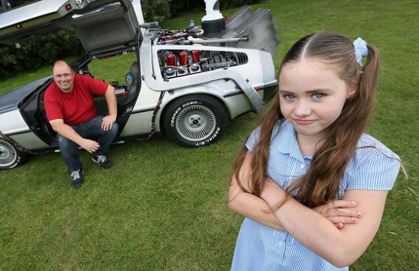 geek-aller-ecole-delorean-4