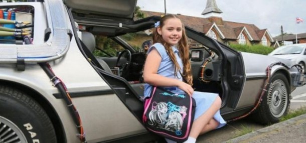 geek-aller-ecole-delorean-5