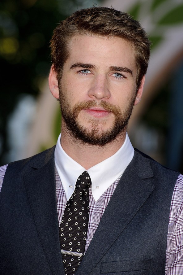 13liam-hemsworth_glamour_20sep13_rex_b_592x888