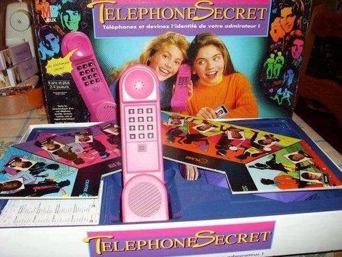 Le téléphone secret pour partager tes plus grands secrets avec tes amis !