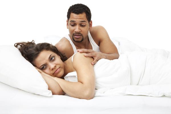 Couple_in_bed_angry
