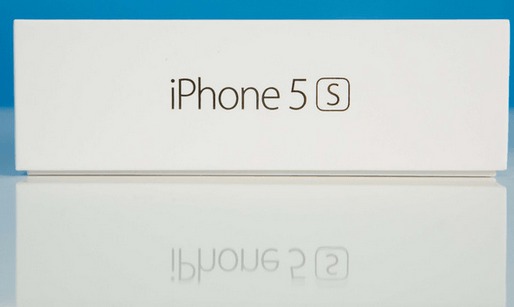 "Un nouvel Iphone ? Le rêve non ? Dommage que je n'ai reçu que la boite vide en cadeau"