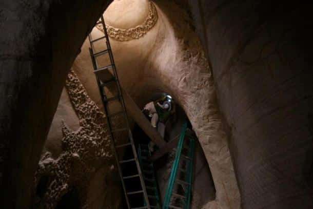 carved-cave-6