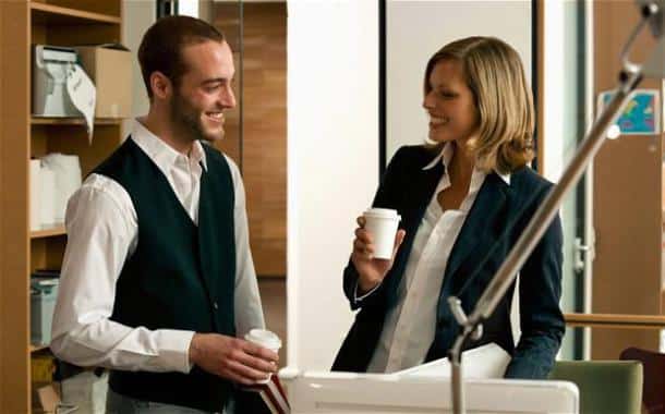 Non, je ne craque sur personne au bureau