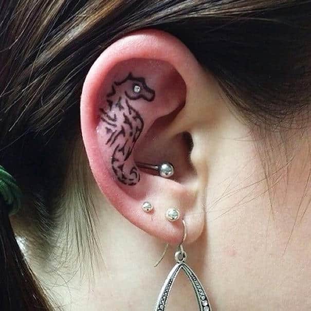 ear-tattoos-111__605