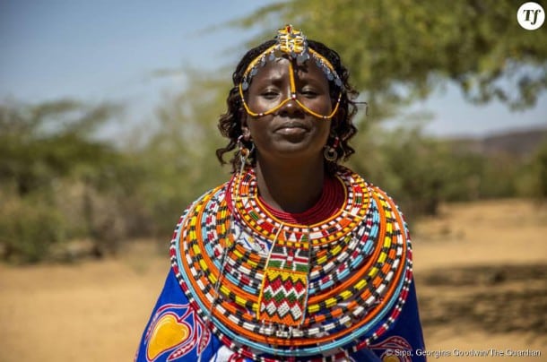 323135-une-habitante-du-village-d-umoja-au-990x0-1