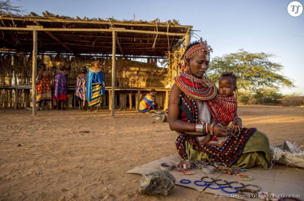 323150-les-habitantes-d-umoja-vivent-de-la-990x0-1