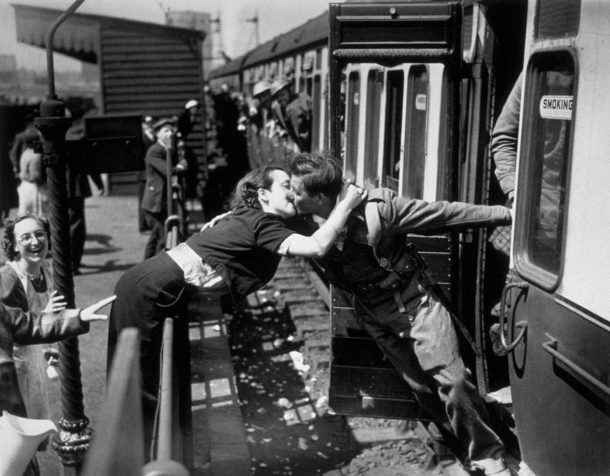 barrière retour au front 1940 londres