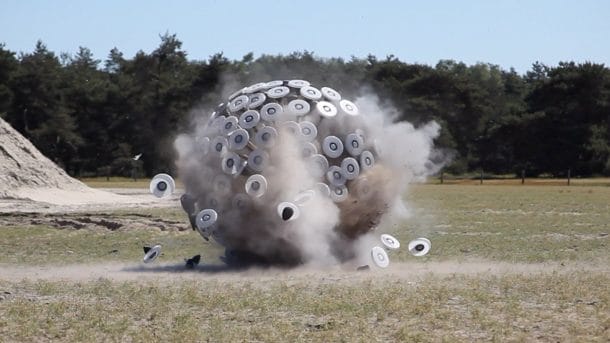 Détruire les mines antipersonnel à moindre coût