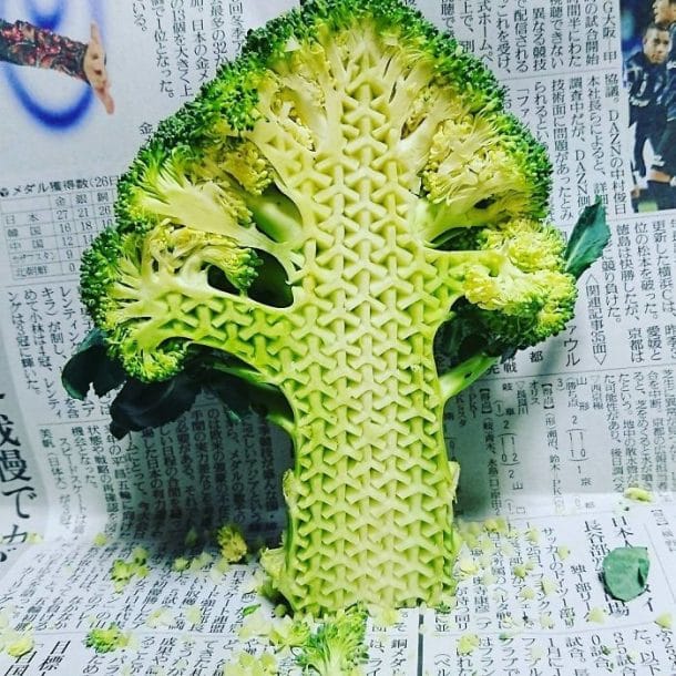 Sculpture sur broccoli par Gaku