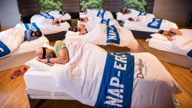 cours de sieste dans un club de gym britannique