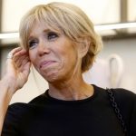 brigitte macron jupe trop courte