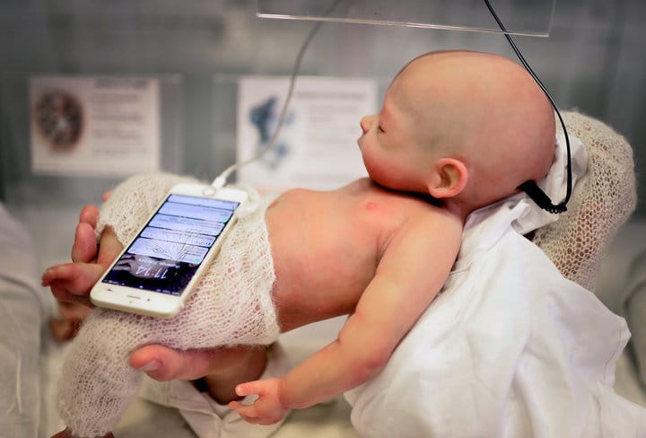 Flippant Et Craquant Achetez Votre Bebe Robot Ultra Realiste Flippant Et Craquant Achetez Votre Bebe Robot Ultra Realiste
