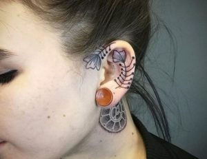 tatouage oreille
