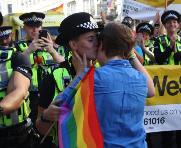 Gay Pride de Londres demande en mariage