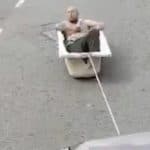 ivre baignoire