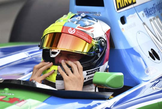 Mick Schumacher tour d'honneur