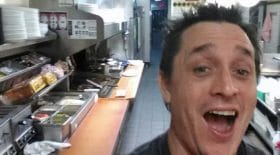 burger chez waffle house