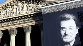messe johnny hallyday