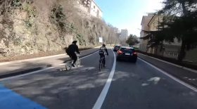 pretre en velo