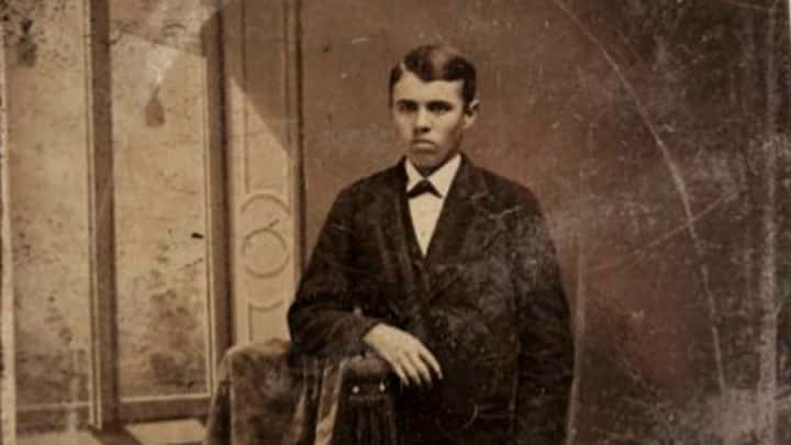 photo de Jesse James jeune vaut des millions
