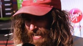 Robe Pope le Forrest Gump anglais