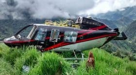 survivant sauvé par hélicoptère coupé hélice