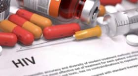 Malade du SIda, il se voit refuser son traitement et finit par mourir