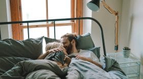 couple au lit