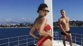 Ce fan d'Emily Ratajkowski est un fou