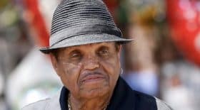 Joe jackson, le père de Michael Jackson, est décédé