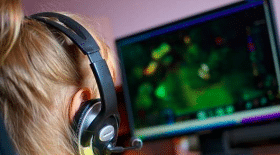 jeux vidéo, Fortnite, fille, 9 ans, jeux vidéo enfant, violence, cure désintox, addiction, addiction jeux vidéo