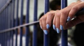 prison jumelles