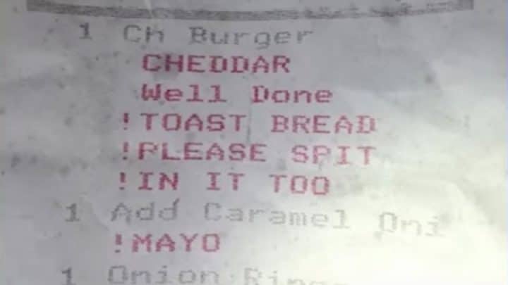 ticket de caisse restaurant cracher dans burger
